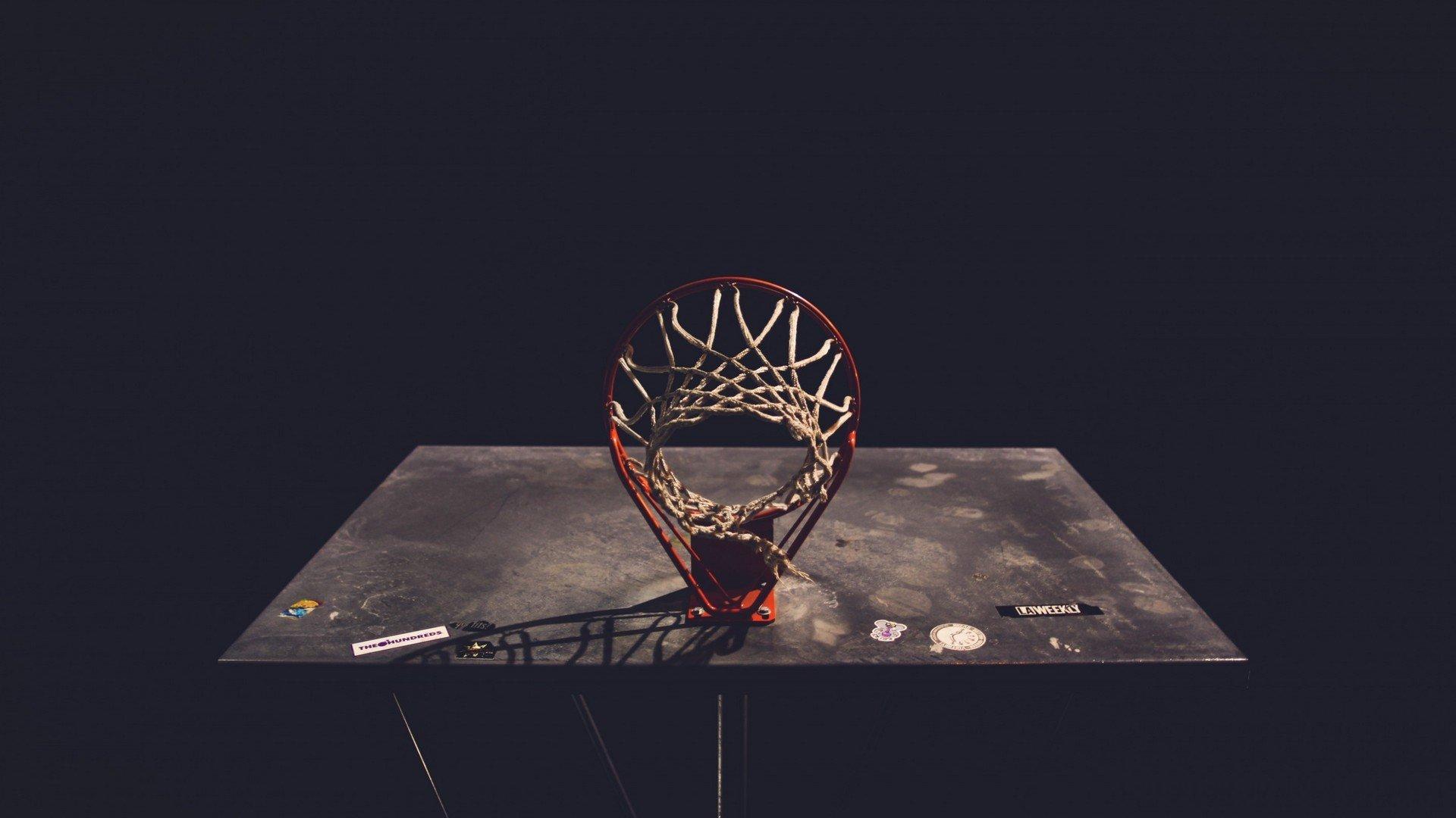 新星闪耀三狮军团！德转盘点2025年英格兰首秀球员，斯凯利、查洛巴、斯彭斯领衔未来希望