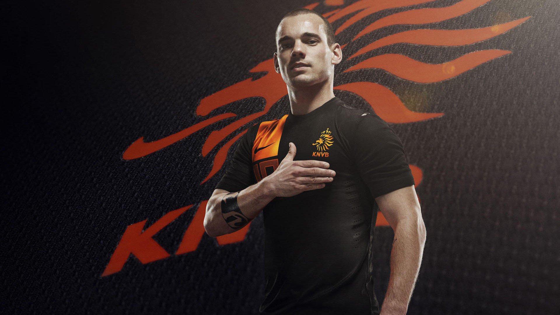 红魔锋线新章，姆伯莫携手齐尔克泽引领曼联主场力擒埃弗顿，B费核心驱动，利马蓄势待发